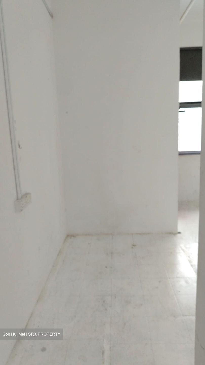 Woodlands Bizhub (D27), Factory #601628711